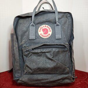 Fjallraven Kanken 13in Grey Backpack with Seat Pad